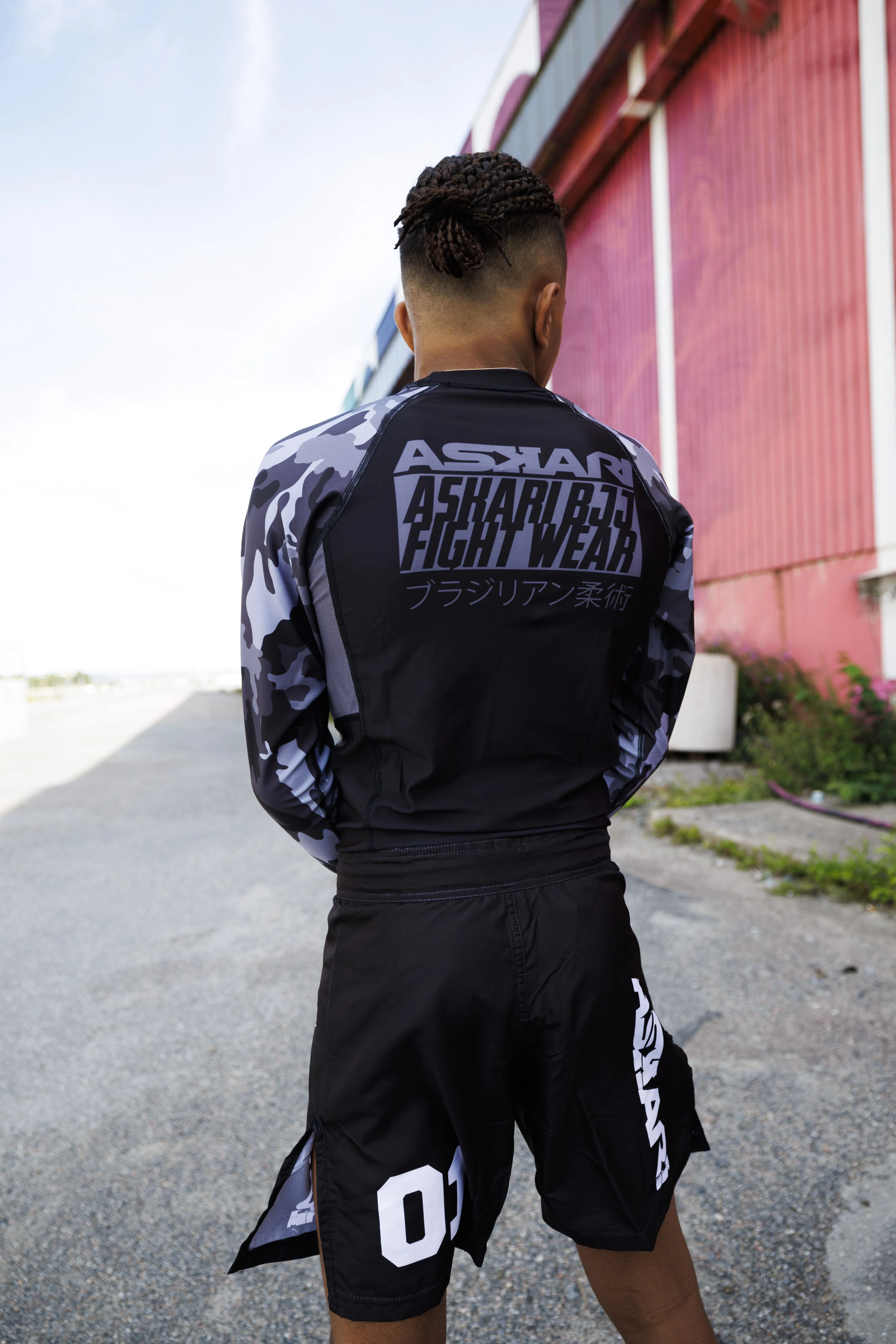 #01 MMA SHORTS - Image 18