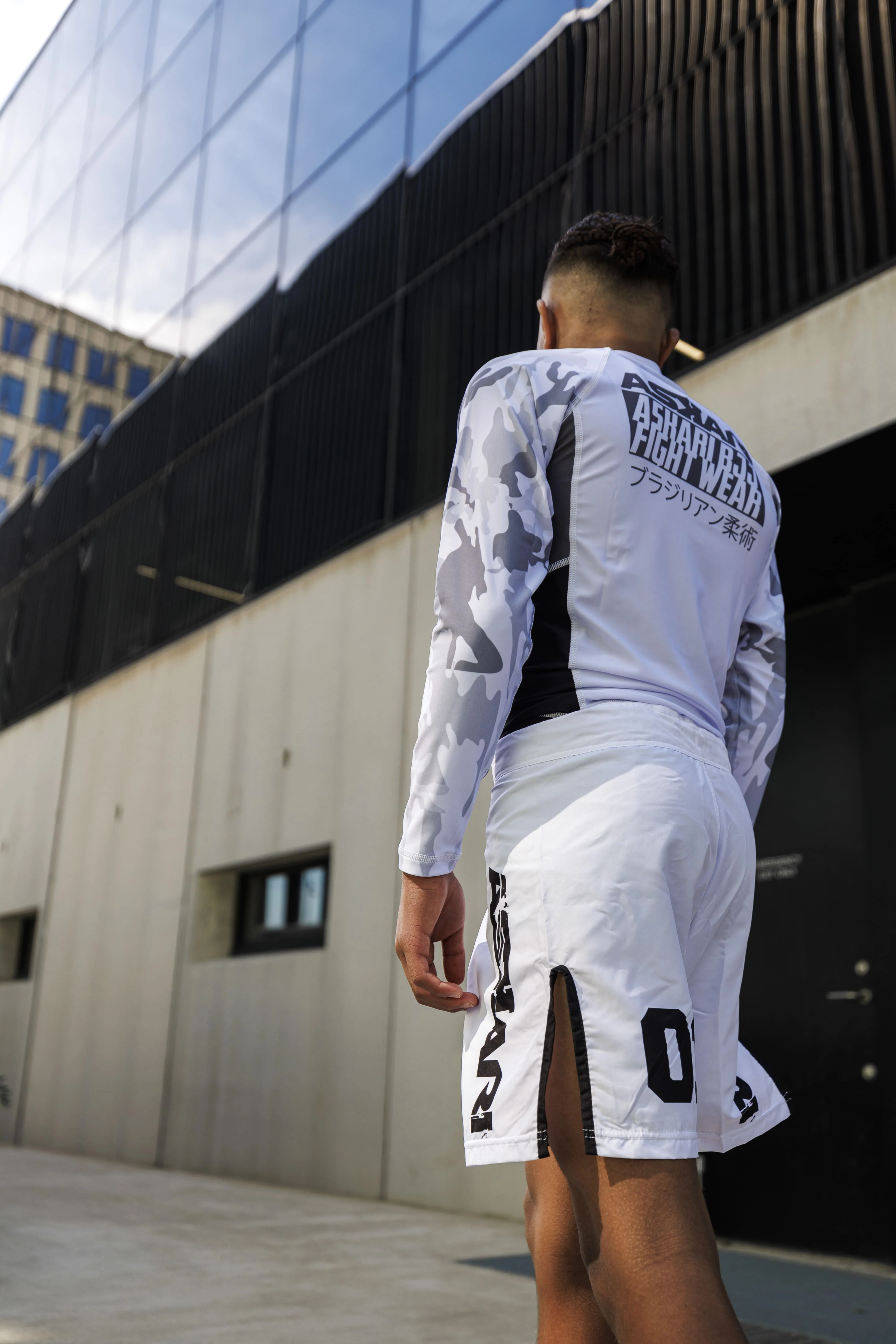 #01 MMA SHORTS - Image 26