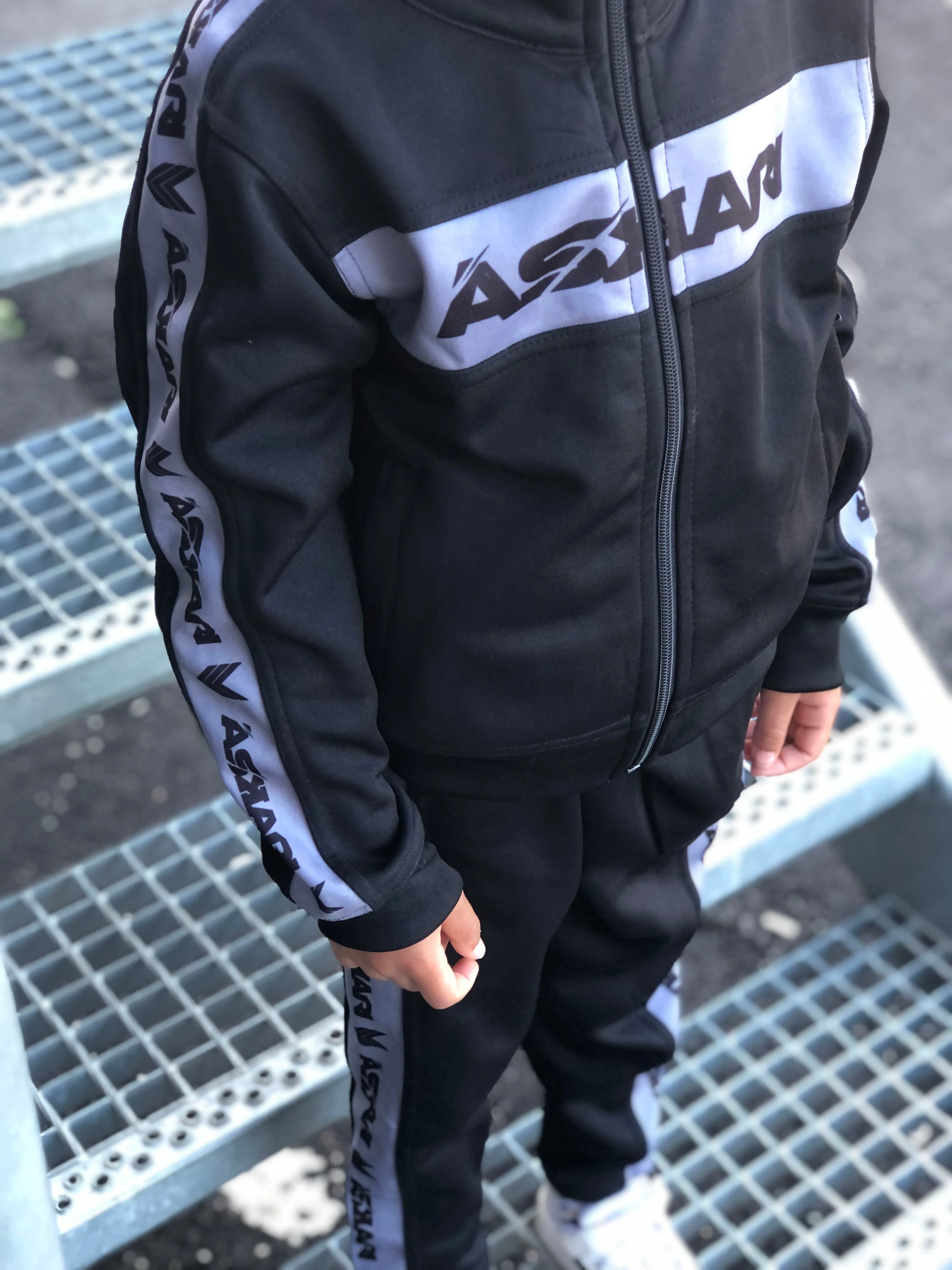 ASKARI JUNIOR TRACKSUITS - Image 20