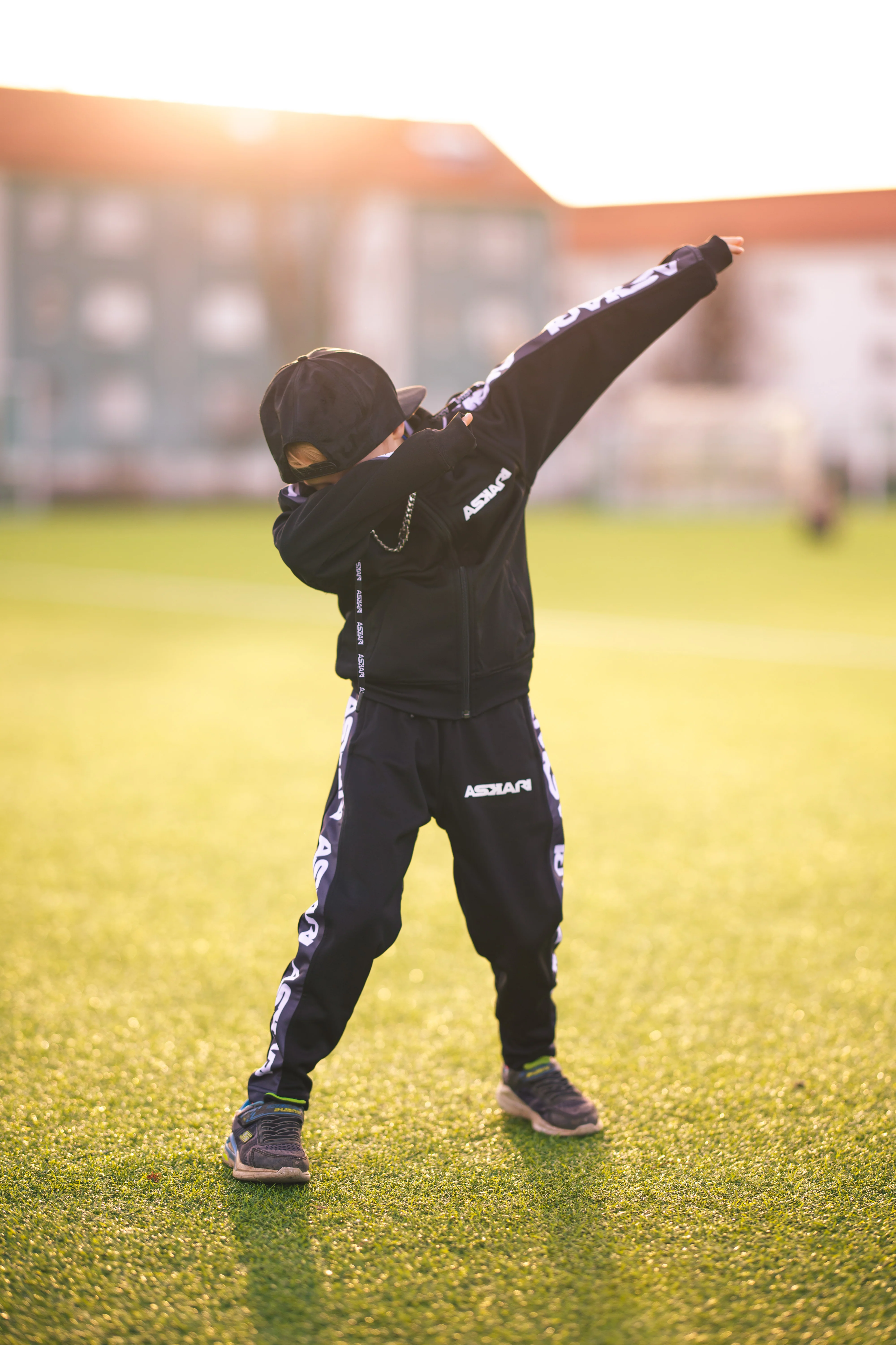 ASKARI JUNIOR TRACKSUITS - Image 7