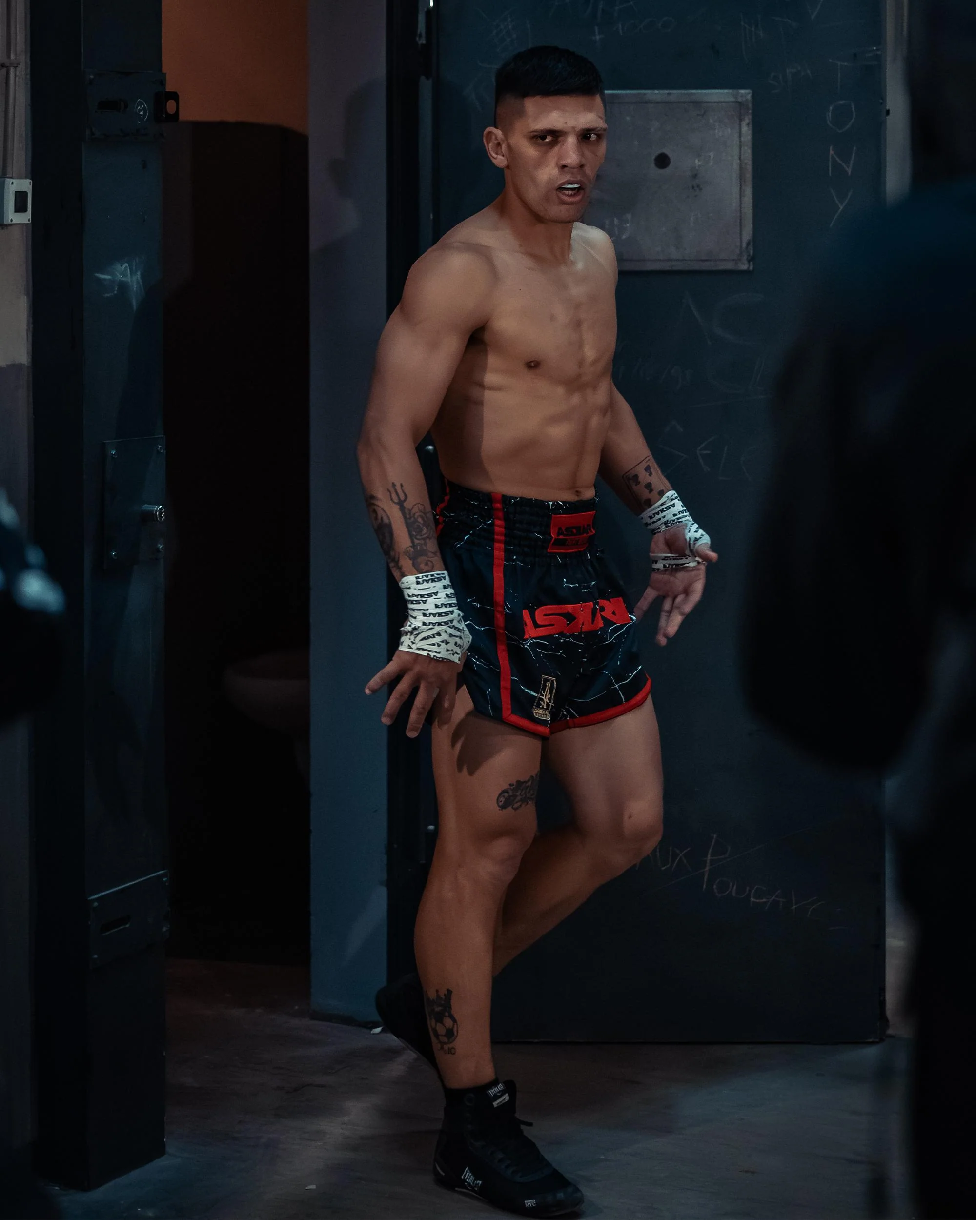 "CARRARA" MUAY THAI SHORTS - Image 12