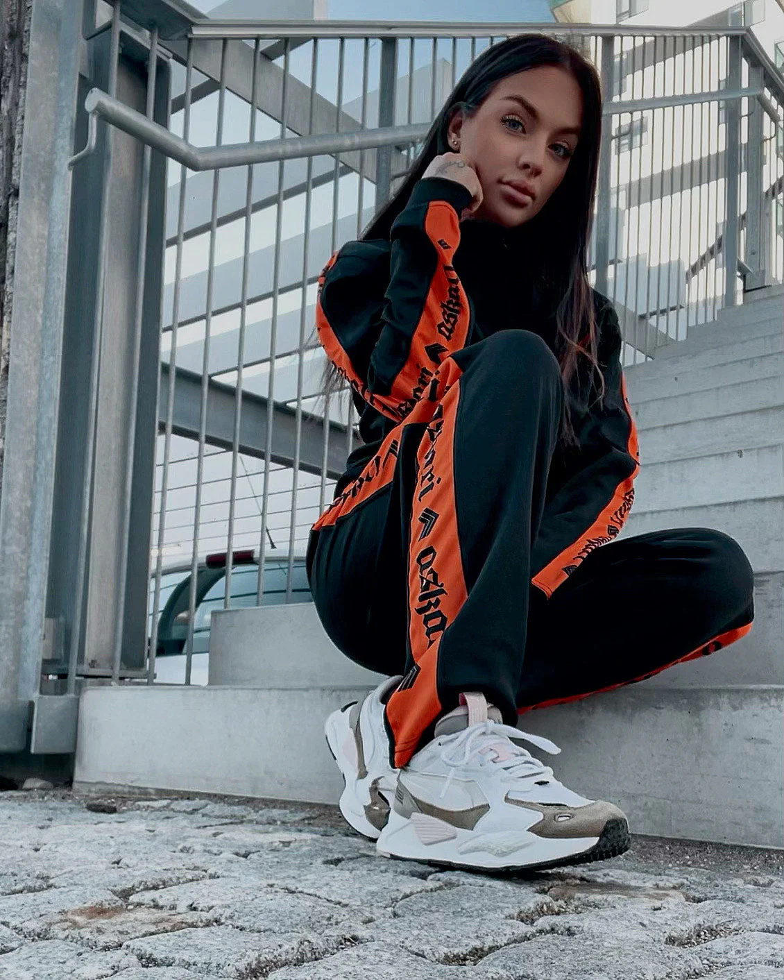"OLD SCHOOL" TRACKSUIT - Image 3