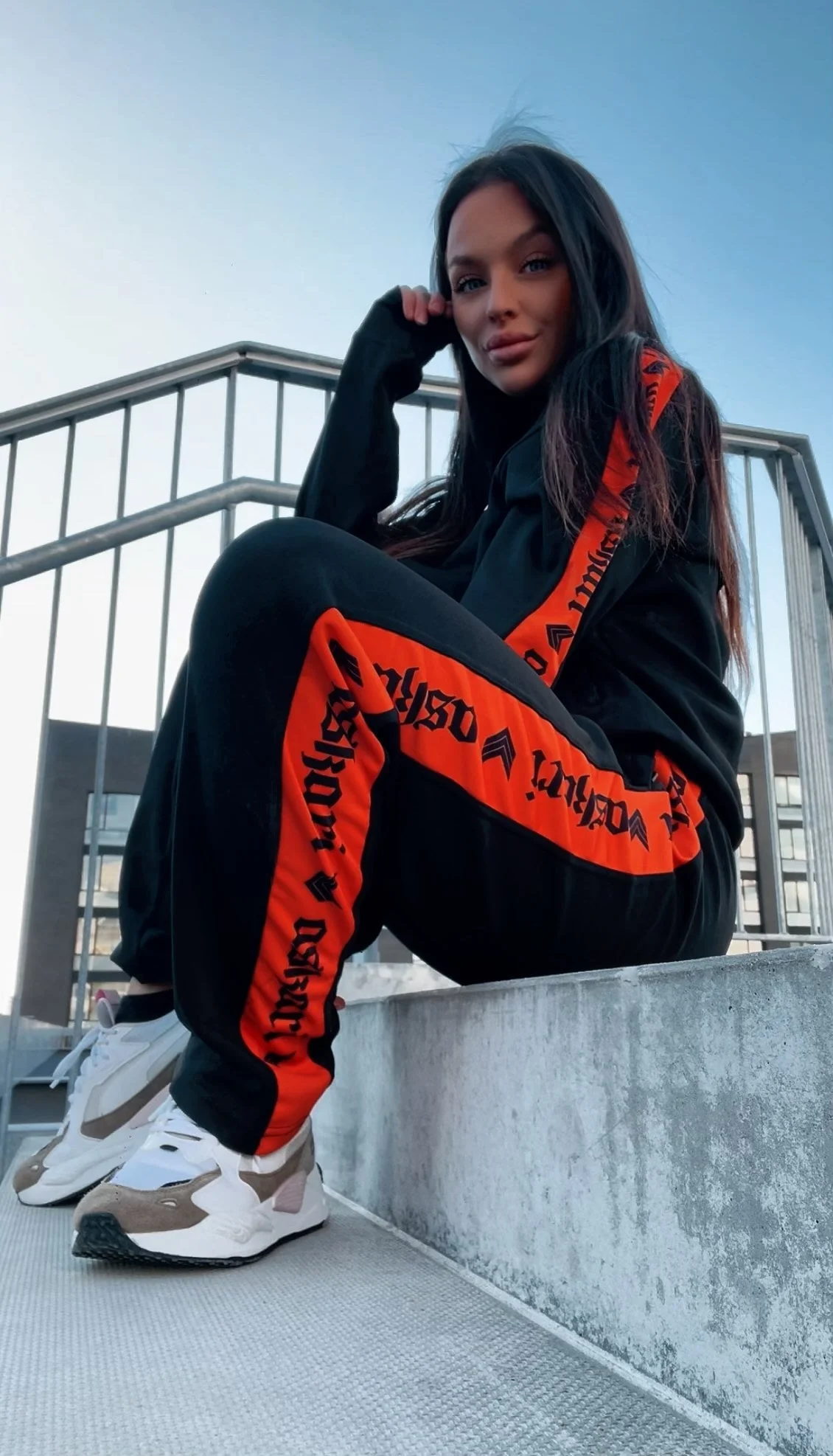 "OLD SCHOOL" TRACKSUIT - Image 4