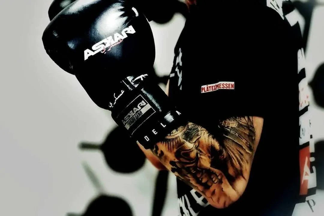 "DELTA" BOXING GLOVES - Image 7