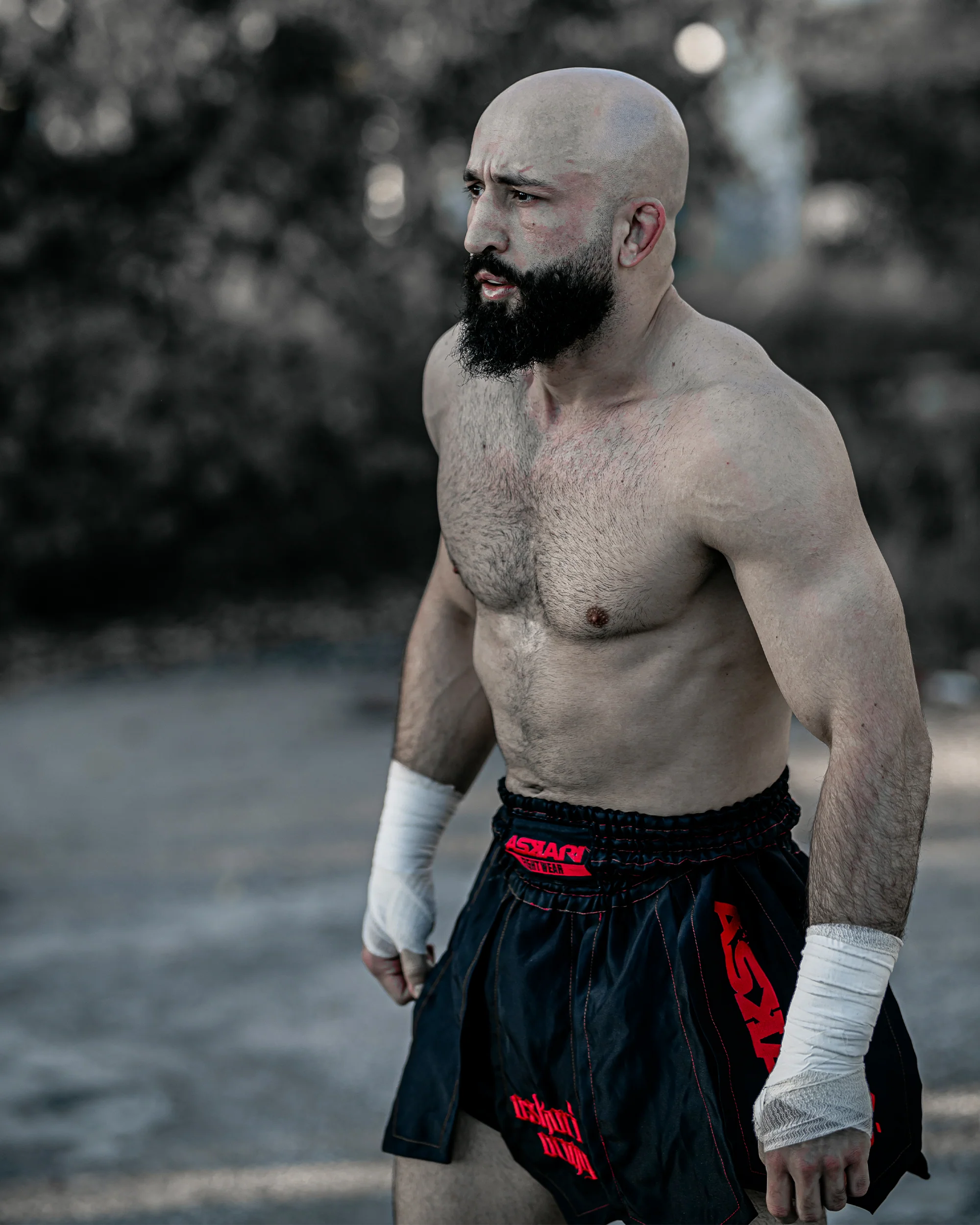 GLADIATOR SHORTS [BLACK/RED] - Image 3