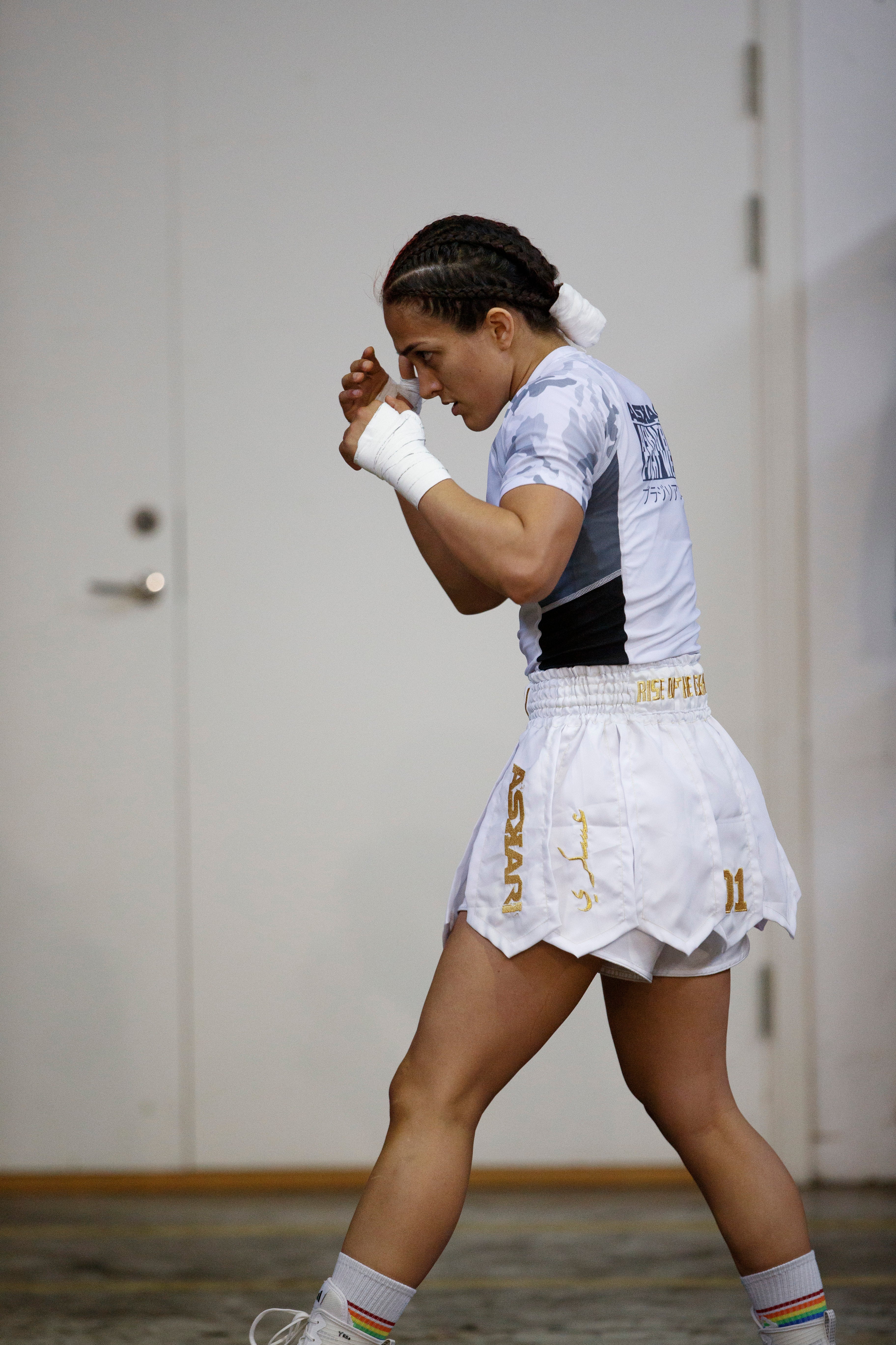 GLADIATOR SHORTS [WHITE/GOLD] - Image 5