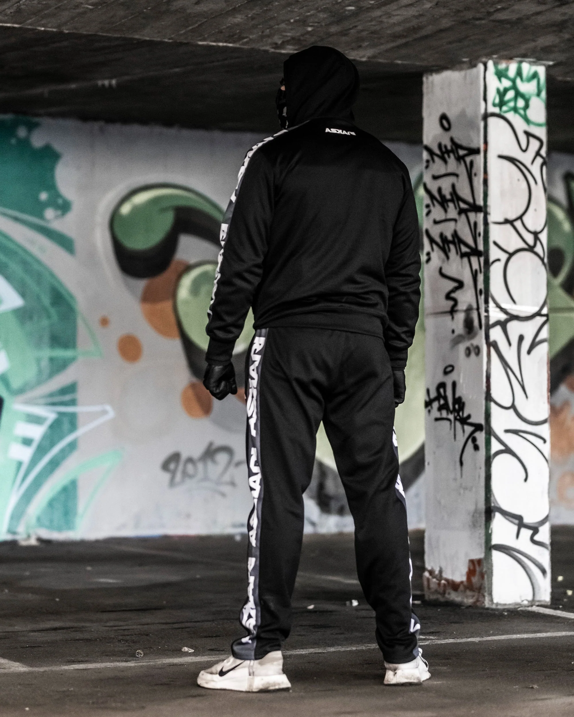 "ISSA" TRACKSUIT - Image 4