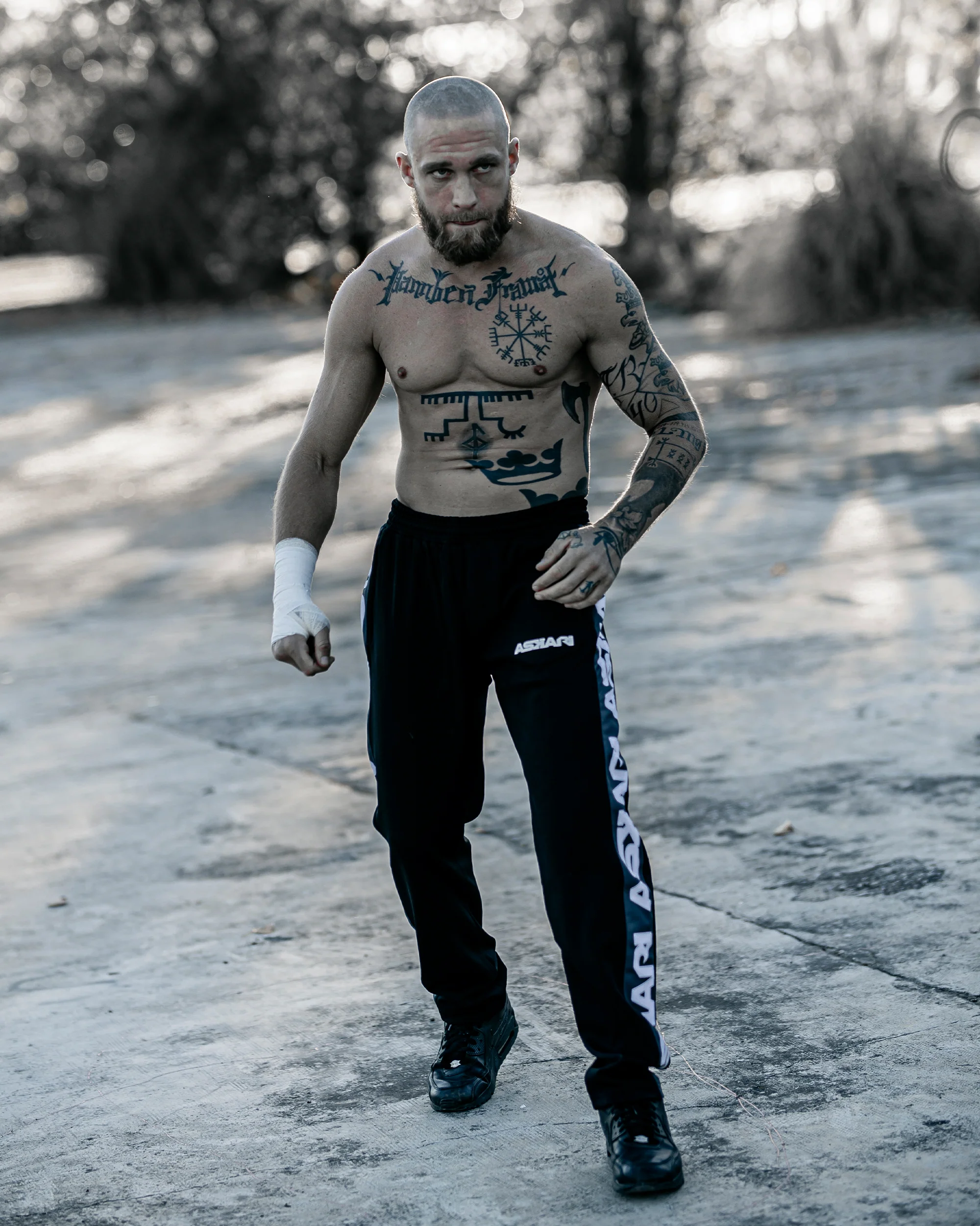 "ISSA" TRACKSUIT - Image 6