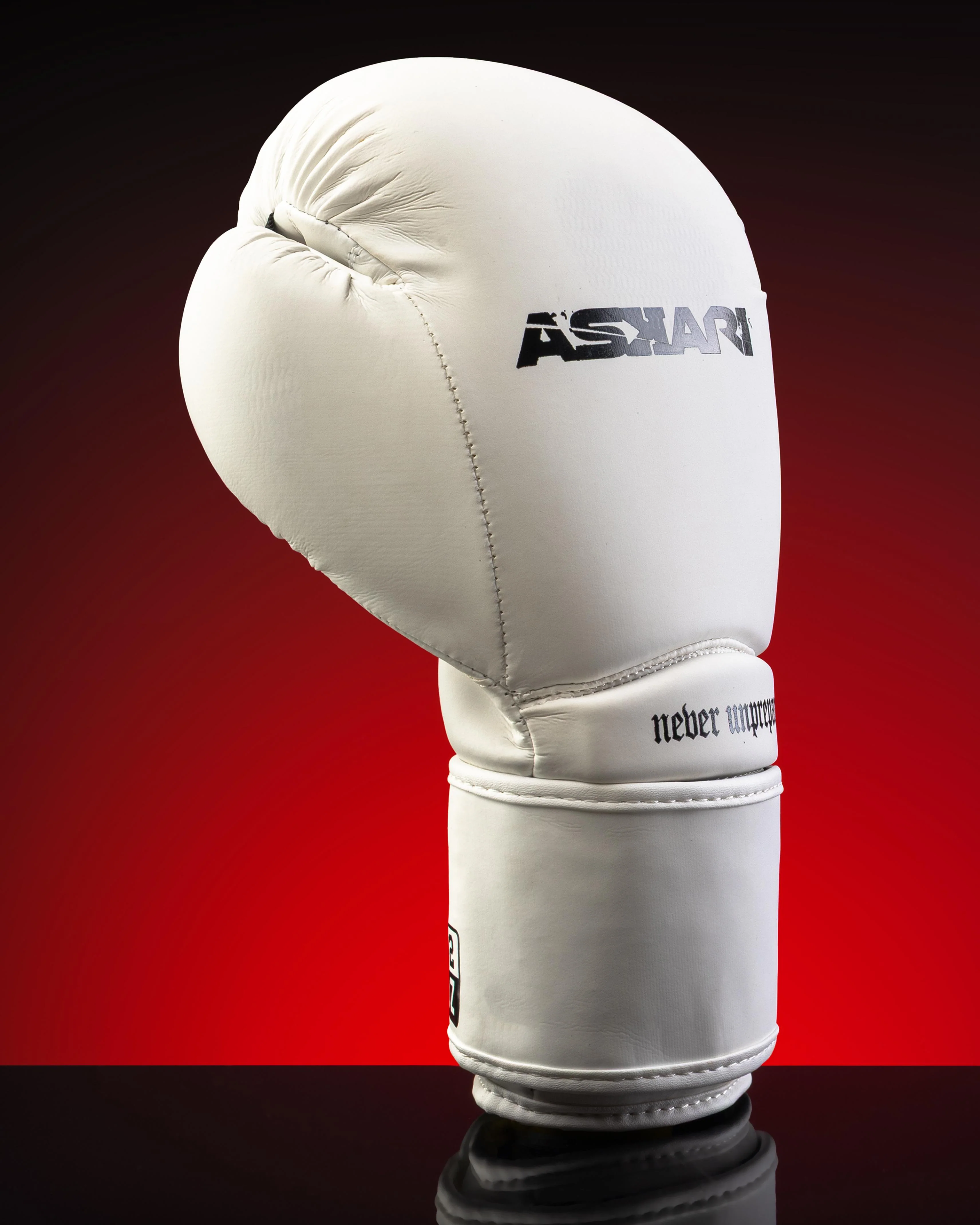 "NOVA" BOXING GLOVES - Image 3