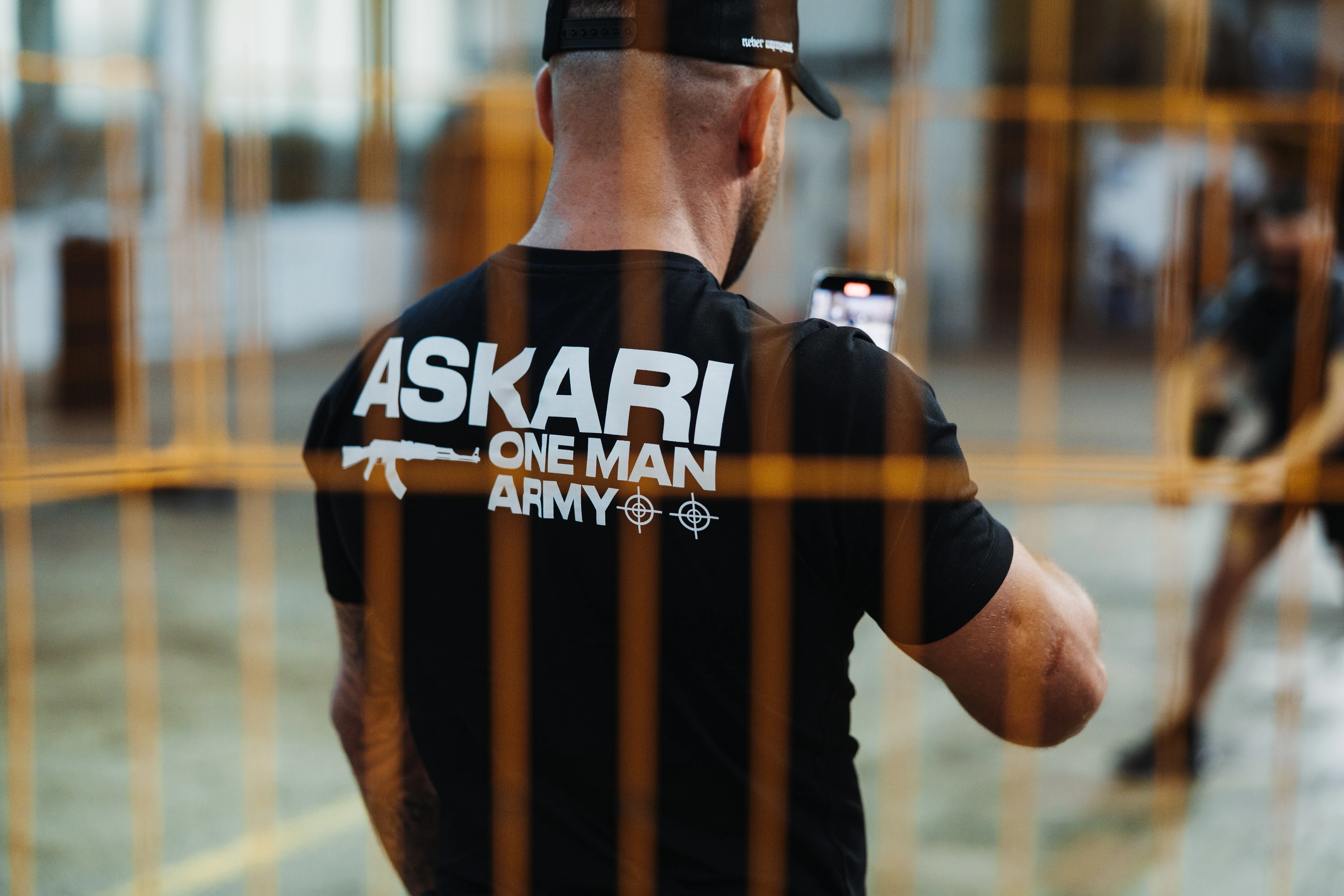 "ONE MAN ARMY 2.0" T-SHIRT - Image 7