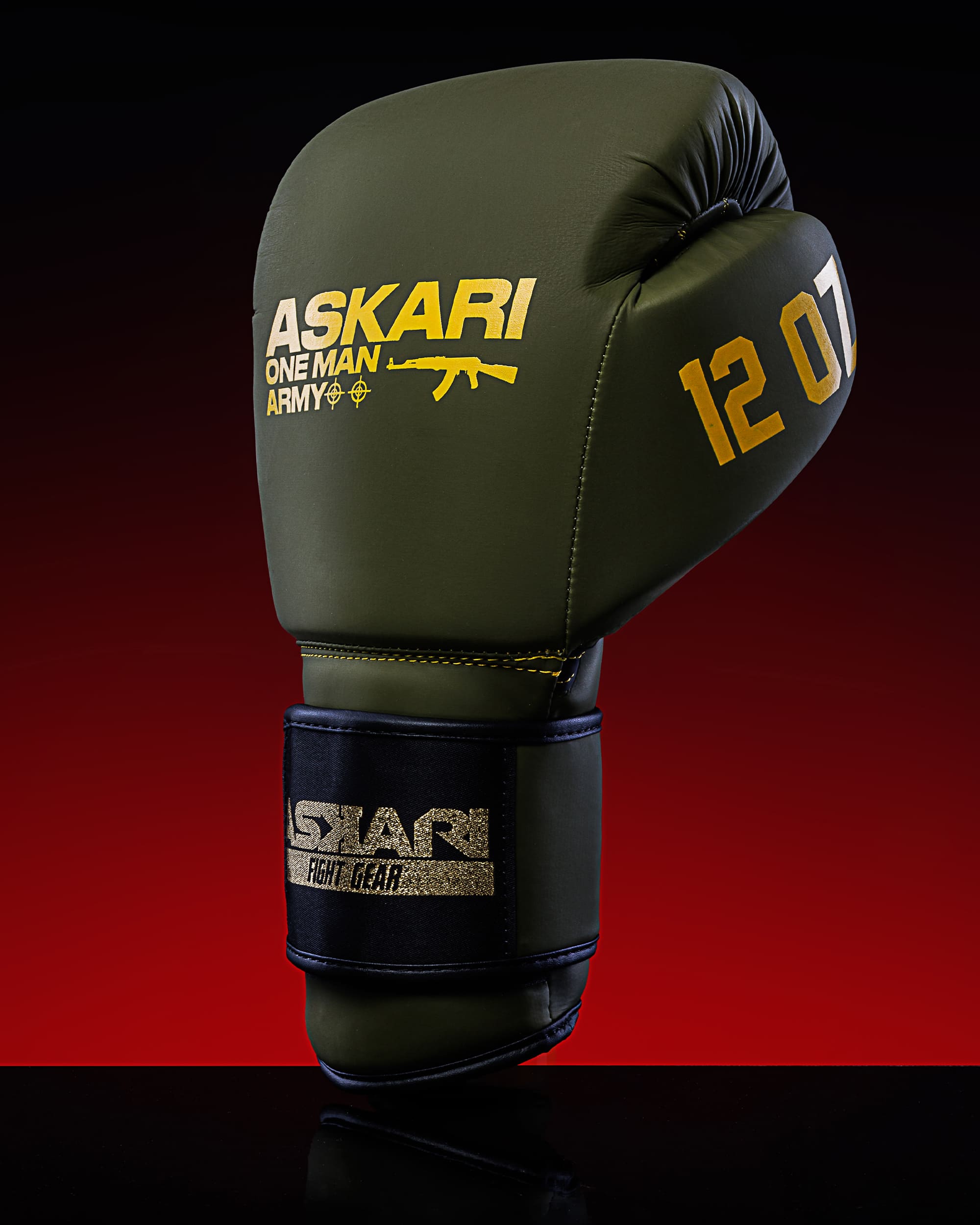 "ONE MAN ARMY" BOXING GLOVES - Image 11