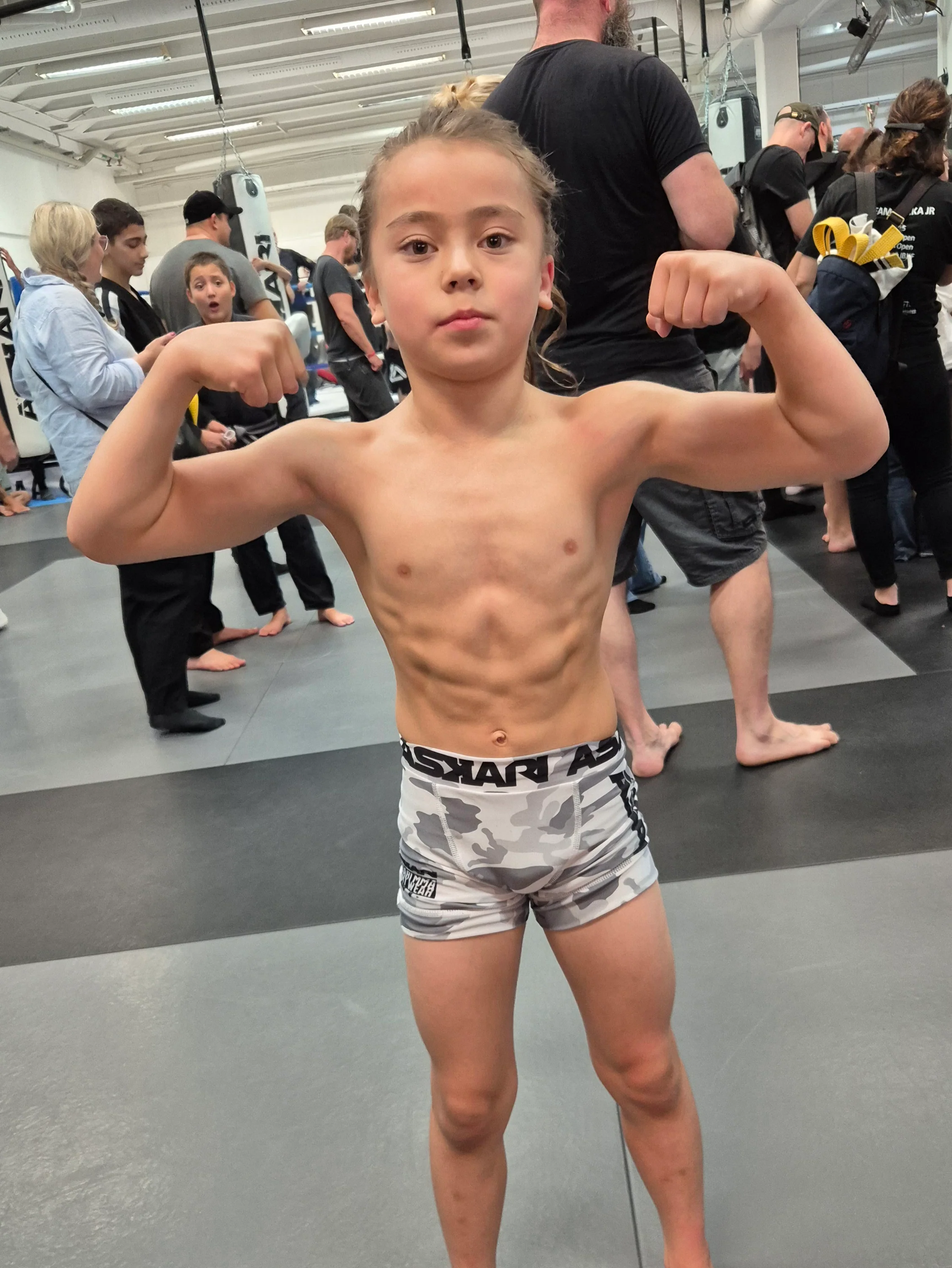 YOUTH "OYMYAKON" VALE TUDO SHORTS - Image 3