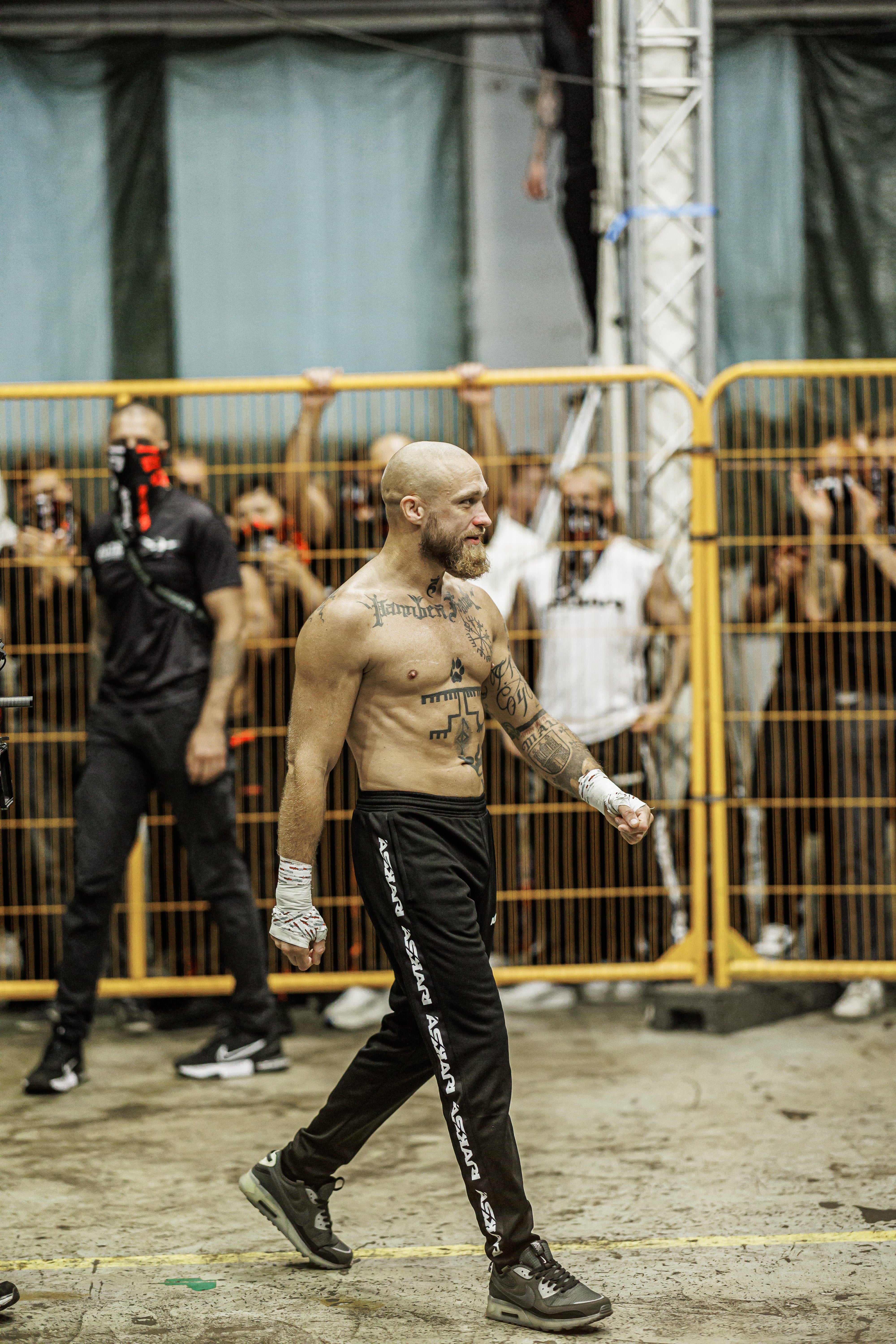 "POISON" TRACKSUIT - Image 4