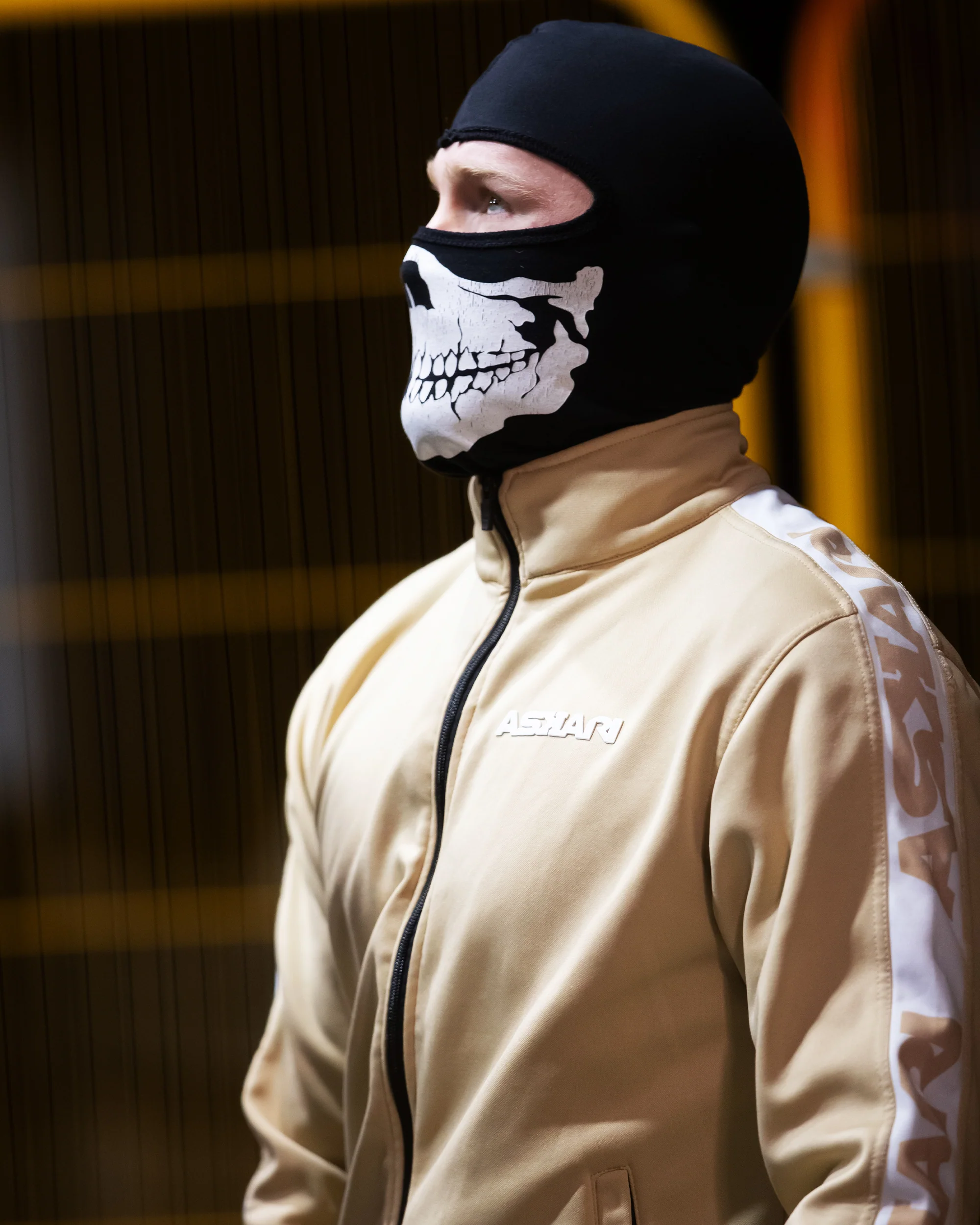 TRACKSUIT [SEPARATE] - Image 2