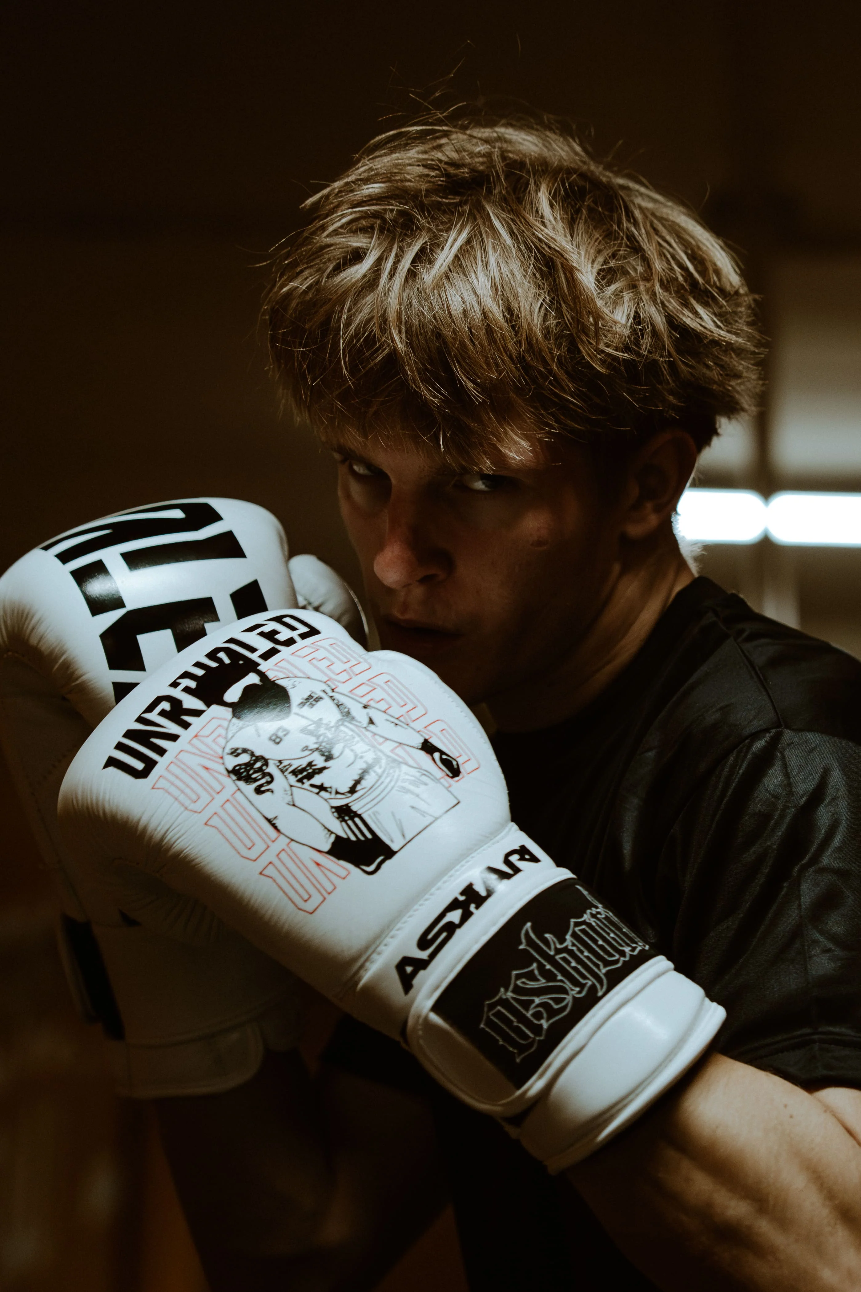 "UNRIVALED" BOXING GLOVES - Image 9