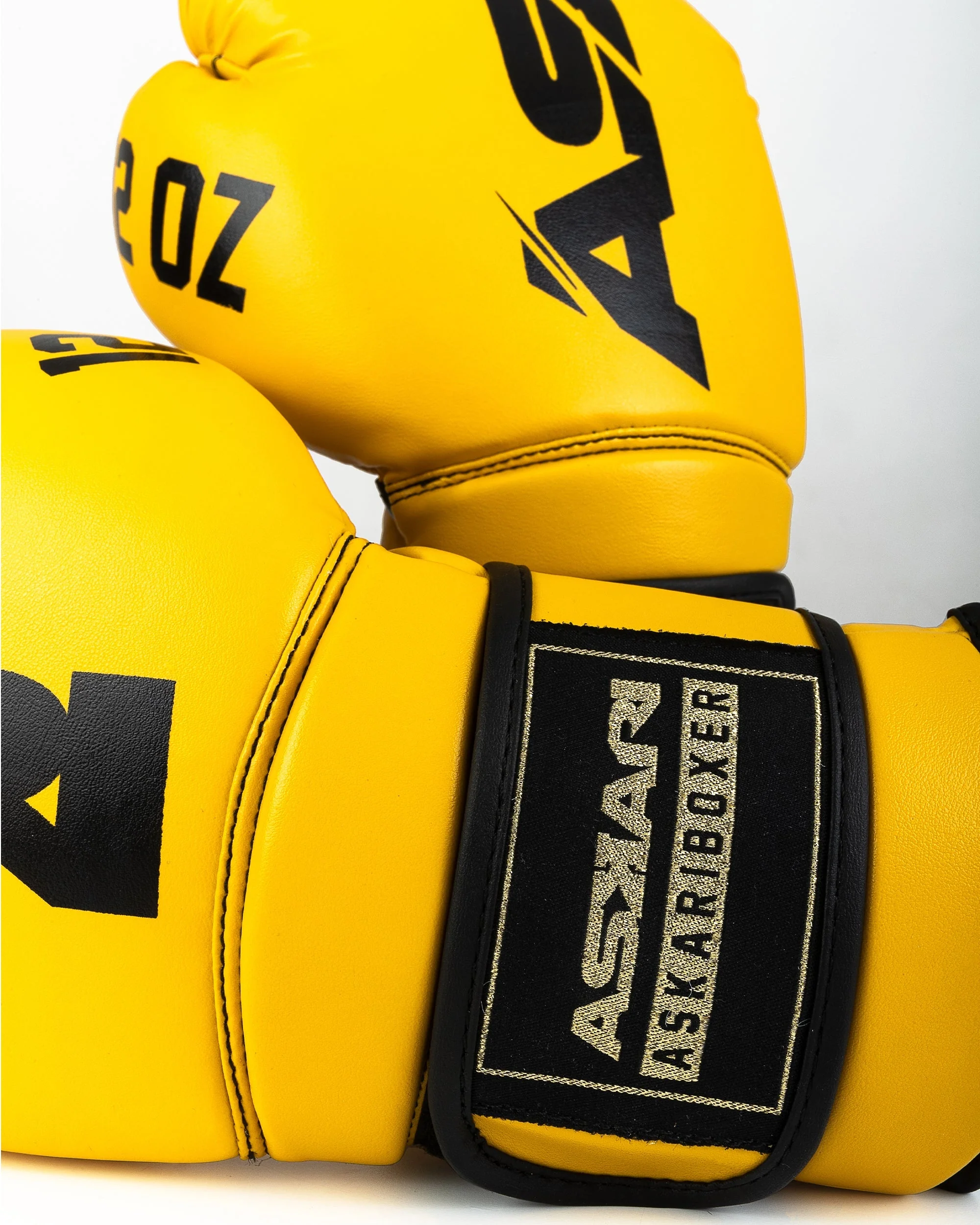 "YELLOW JACKET STING" BOXING GLOVES - Image 4